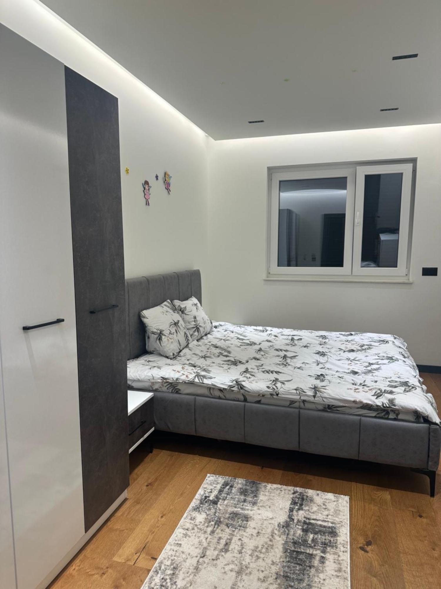 Skyline Exclusive Apartment เปเย ภายนอก รูปภาพ