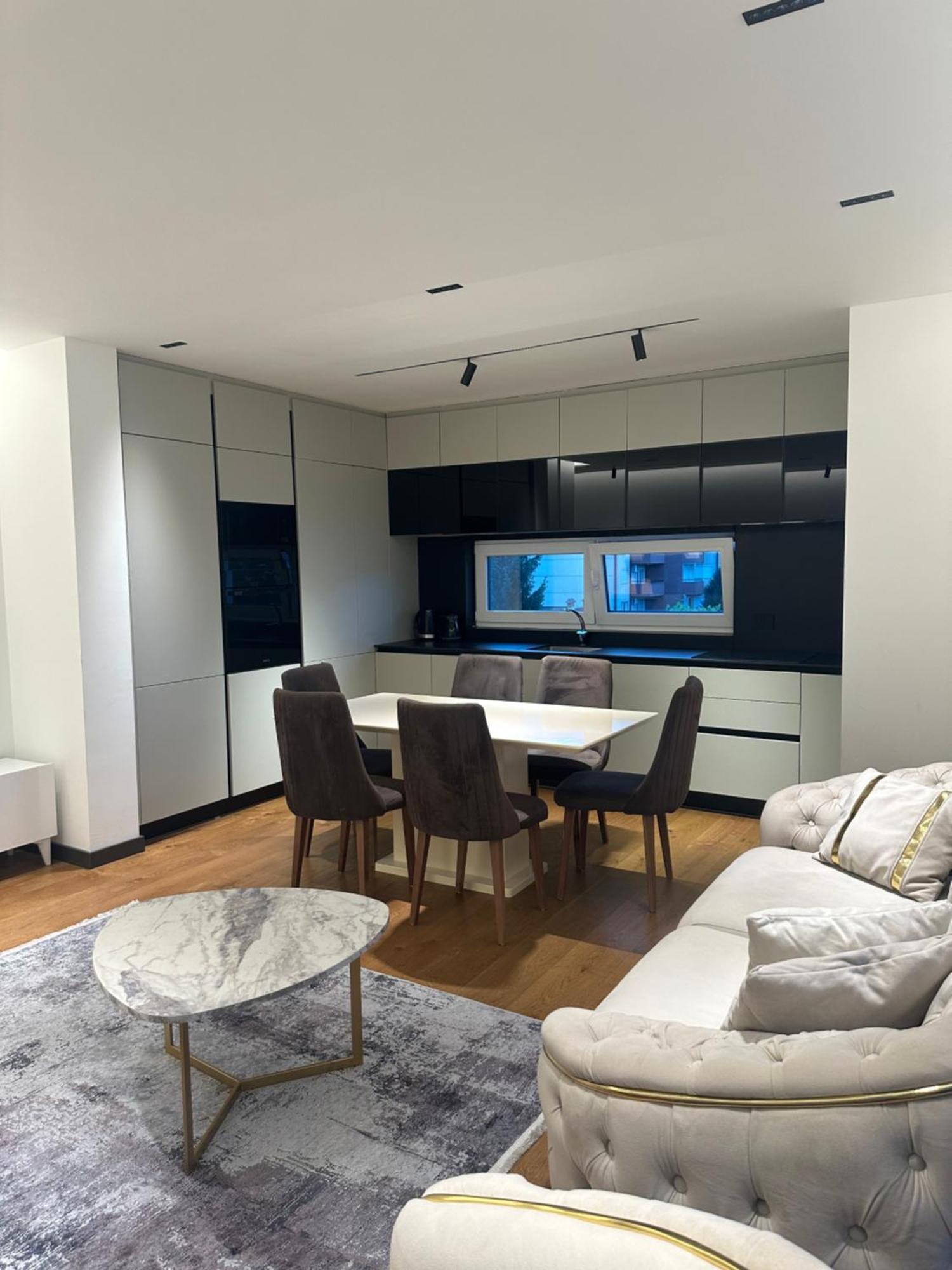 Skyline Exclusive Apartment เปเย ภายนอก รูปภาพ