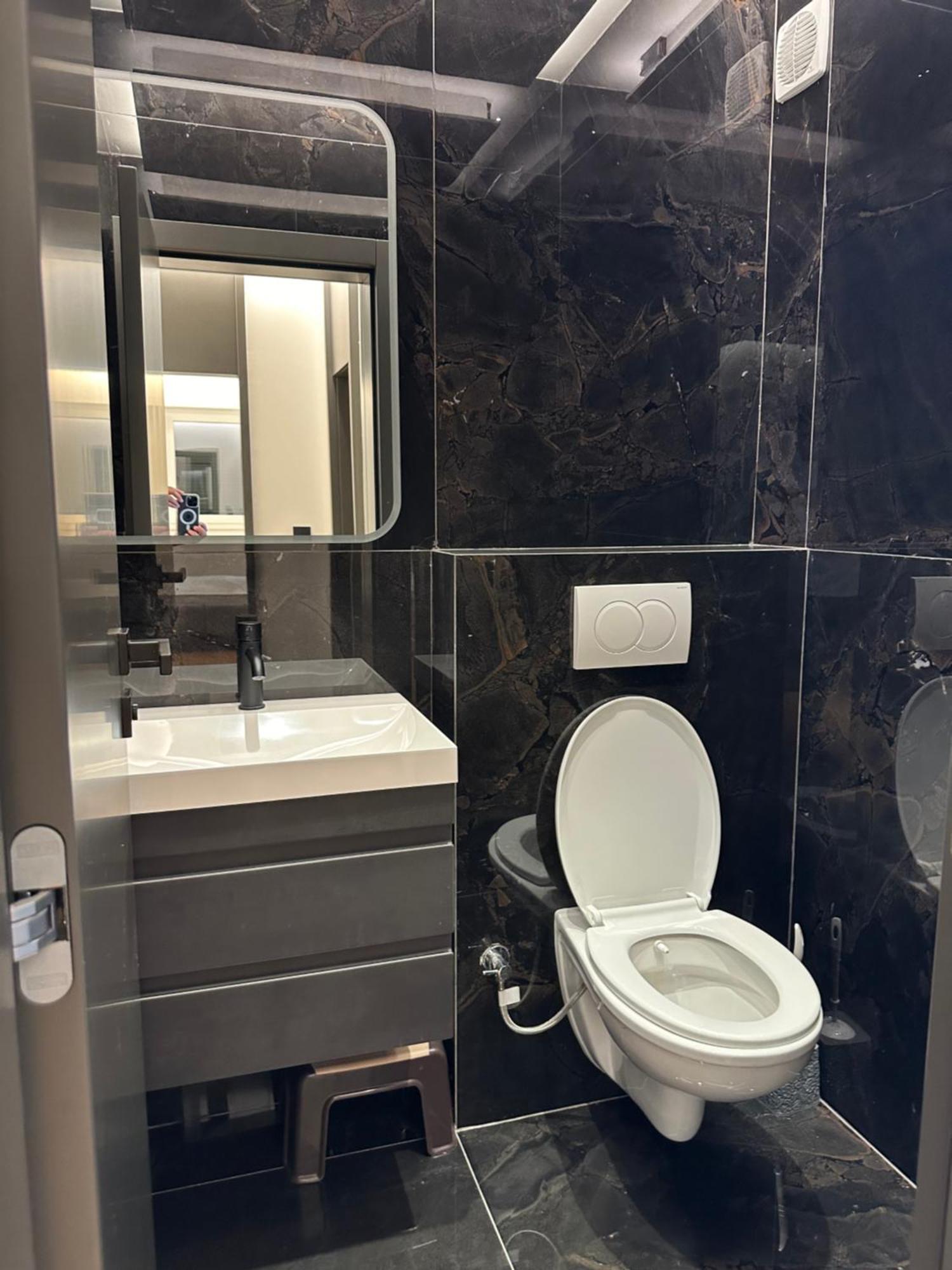 Skyline Exclusive Apartment เปเย ภายนอก รูปภาพ